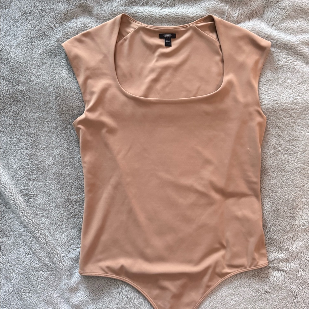 Express Body Contour Nude Beige Square Neck Bodysuit